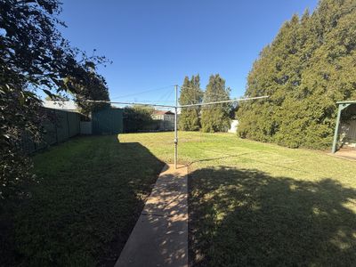 22 Weston Street, Parkes
