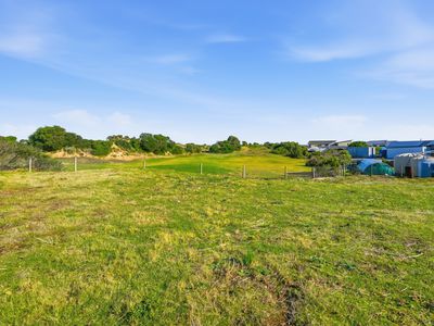 33 Seascape Drive, Lulworth