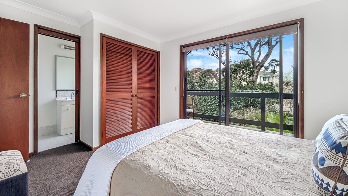 8A Noorooma Crescent, Narooma