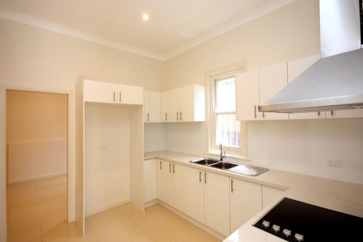 2 / 345 Wilga Lane, Concord West