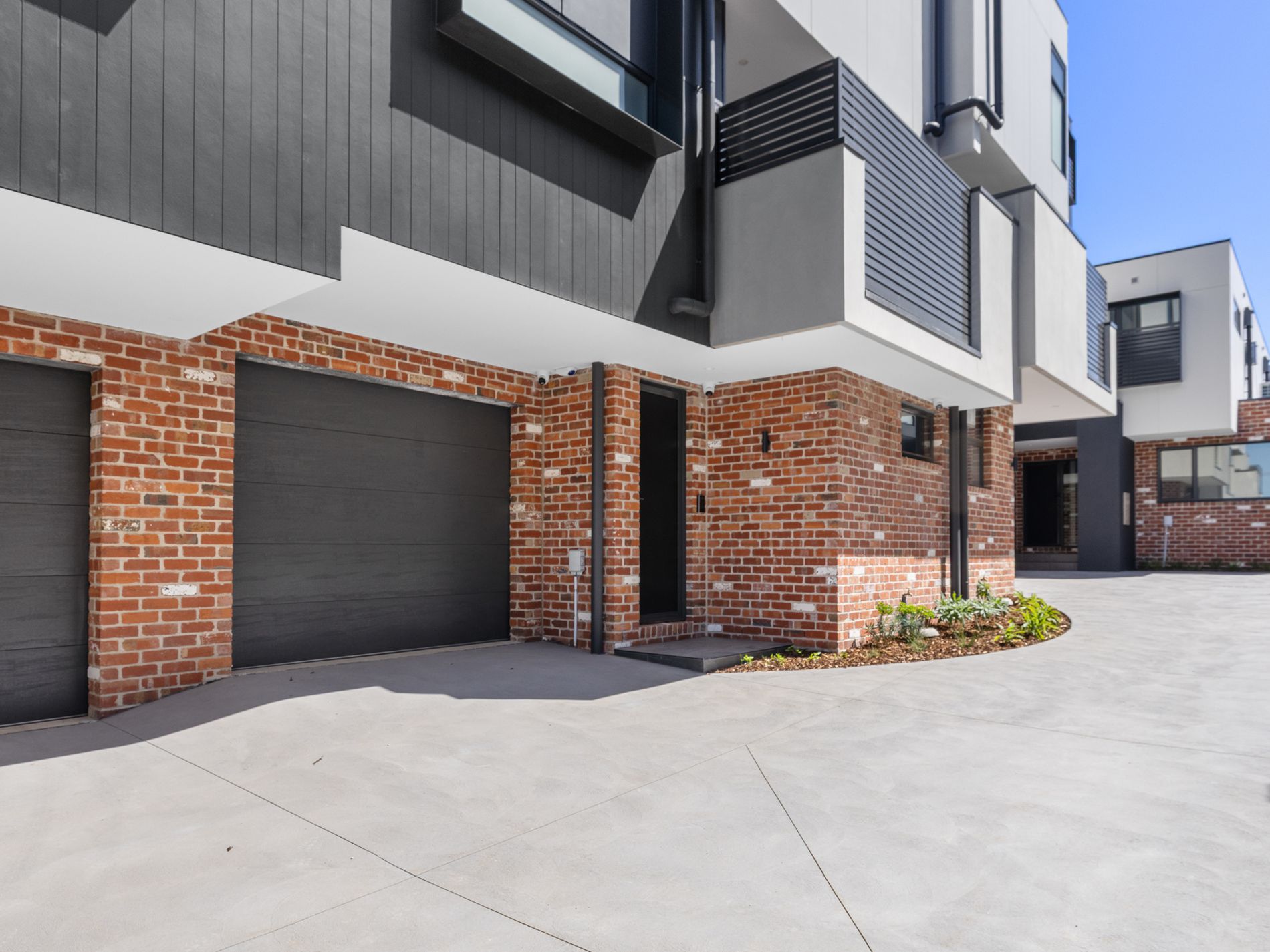 3 / 12 Irvine Crescent, Brunswick West