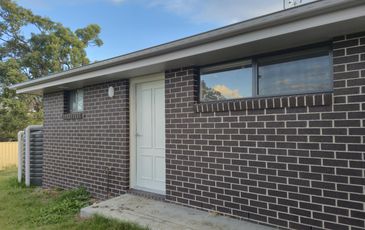 2 / 8 Terry Drive, Inverell