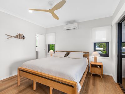 74 Gloucester Avenue, Hideaway Bay