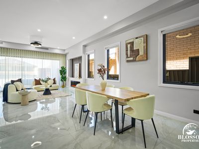 16 Sculptor Street, Box Hill