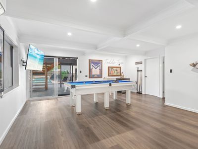 67 The Lakes Way, Forster