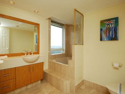 E / 2 Nineteenth Avenue, Palm Beach