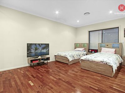 10 Murrumbidgee Street, Bossley Park