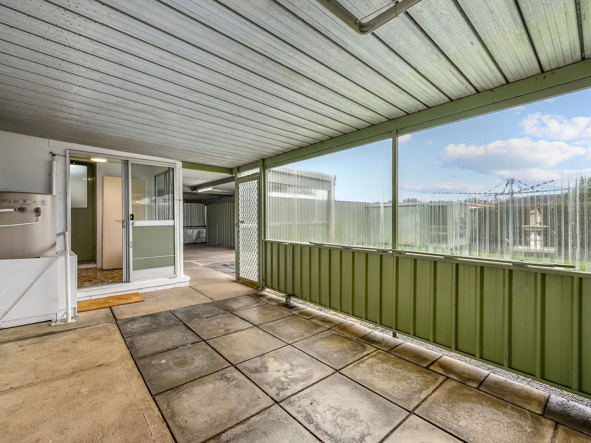 6 MULLINS STREET, Millicent