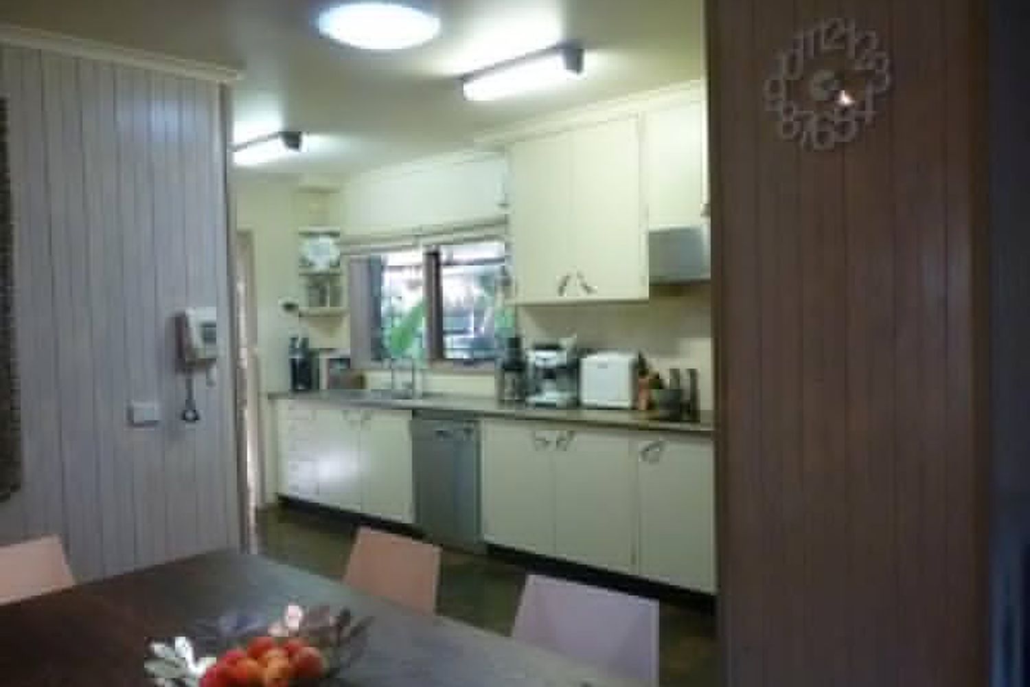 39 Churchill Road, Horsham