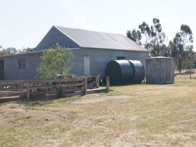 23 Calder Highway, Wedderburn