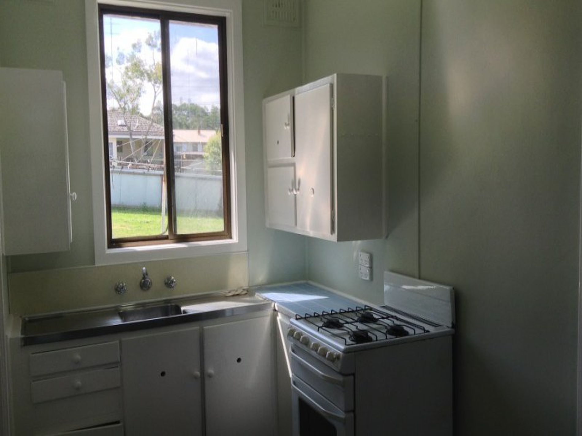 10 Cardiff Street, Berkeley