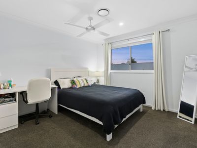 3 Joan Street, Norman Park