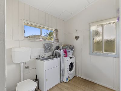 5 The Avenue, Seymour