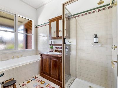 254 Newtons Lane, Trentham