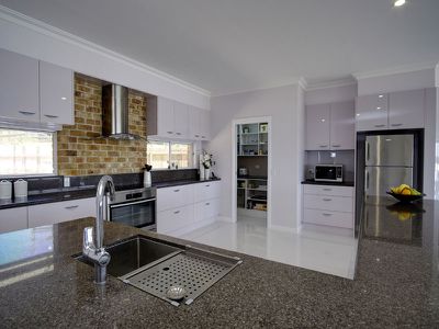 22 Glenelg Crescent, Red Head