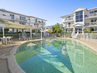 17 / 12 Taylor Street, Biggera Waters