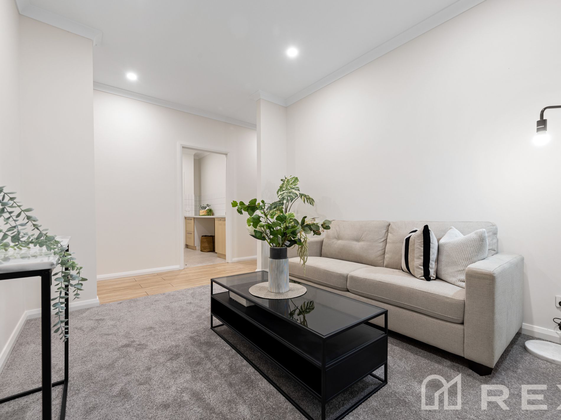 4 Yering Place, Officer