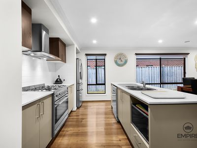 12 Freshman Avenue, Clyde