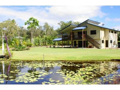 27 Lakeside Drive, Cooroibah