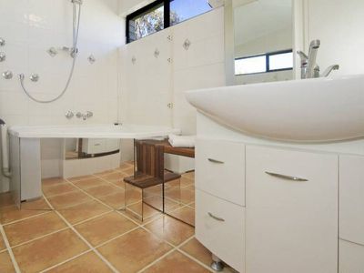 9 / 28 Rudd Street, Broadbeach Waters