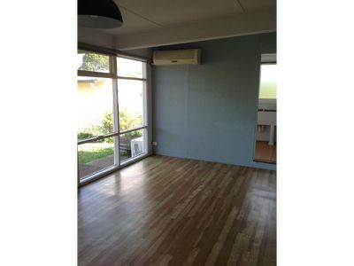 105 Mt Pleasant Road, Belmont