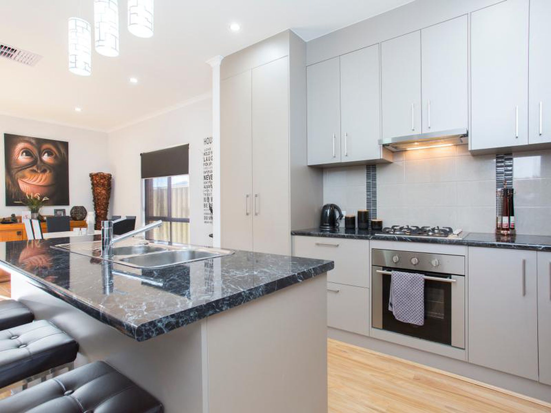 3 Robert Street, Ascot Park