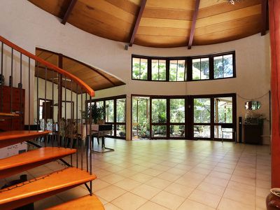 57 Mountain Top Rd, Georgica