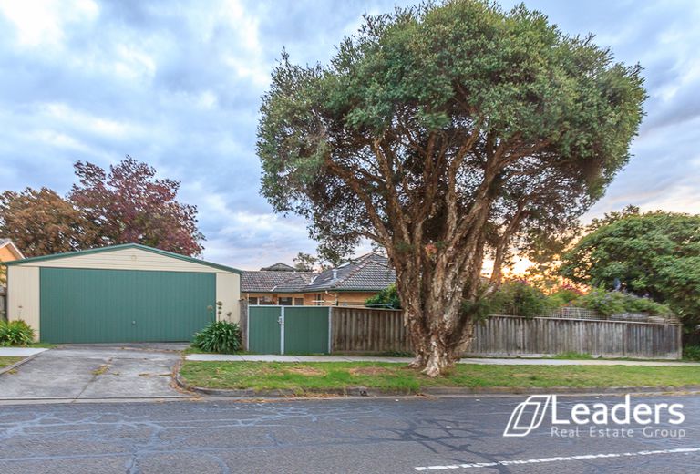 14 Knaith Road, Ringwood East