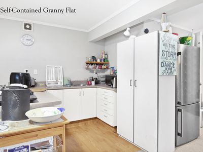 23 Renown Road, Raumati South