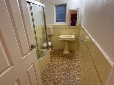 4 / 25 Byrarong Avenue, Mangerton