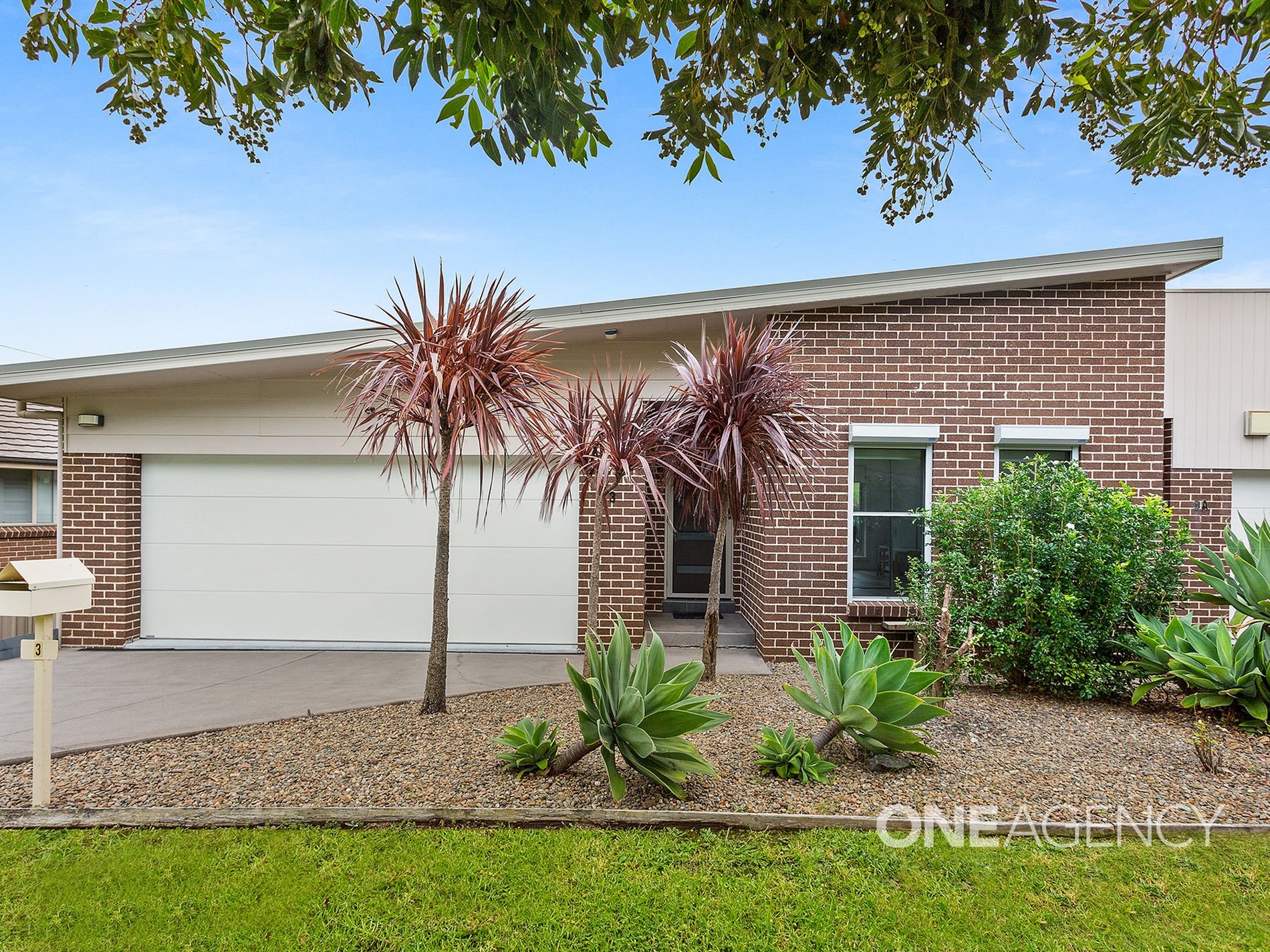 3 Chaplin Place, Albion Park One Agency Elite Property Group