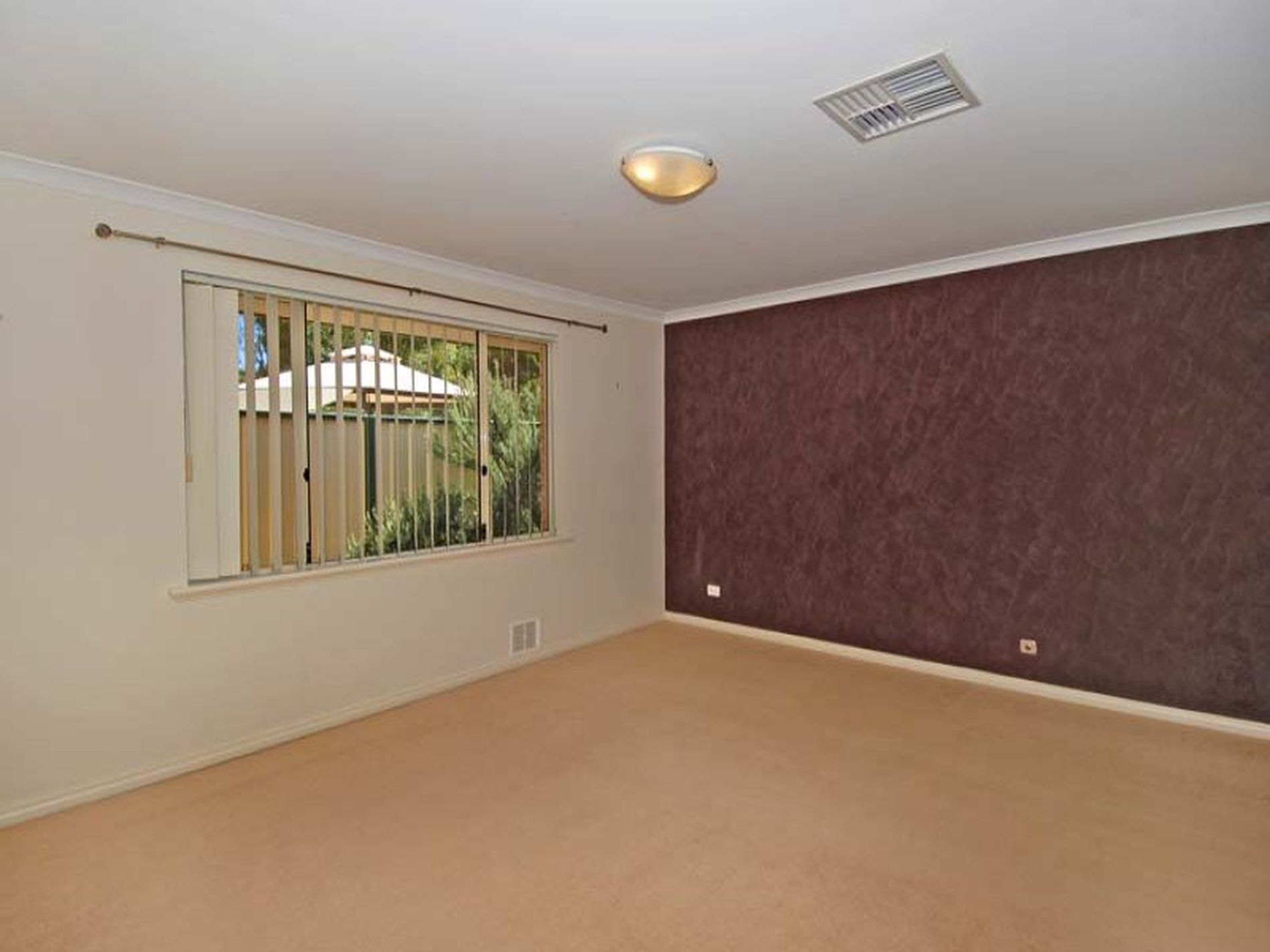 7 / 386 Hay Street, Kalgoorlie