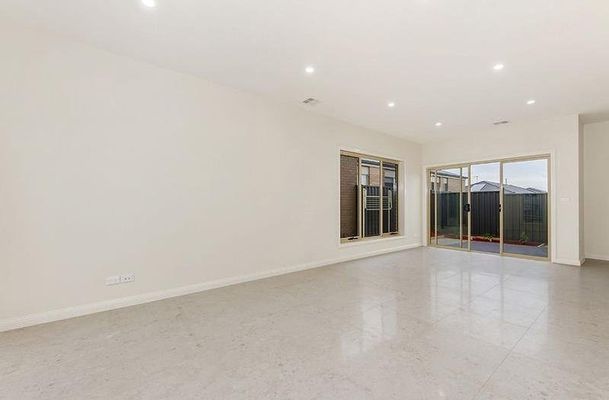 25 Rappel Street, Greenvale