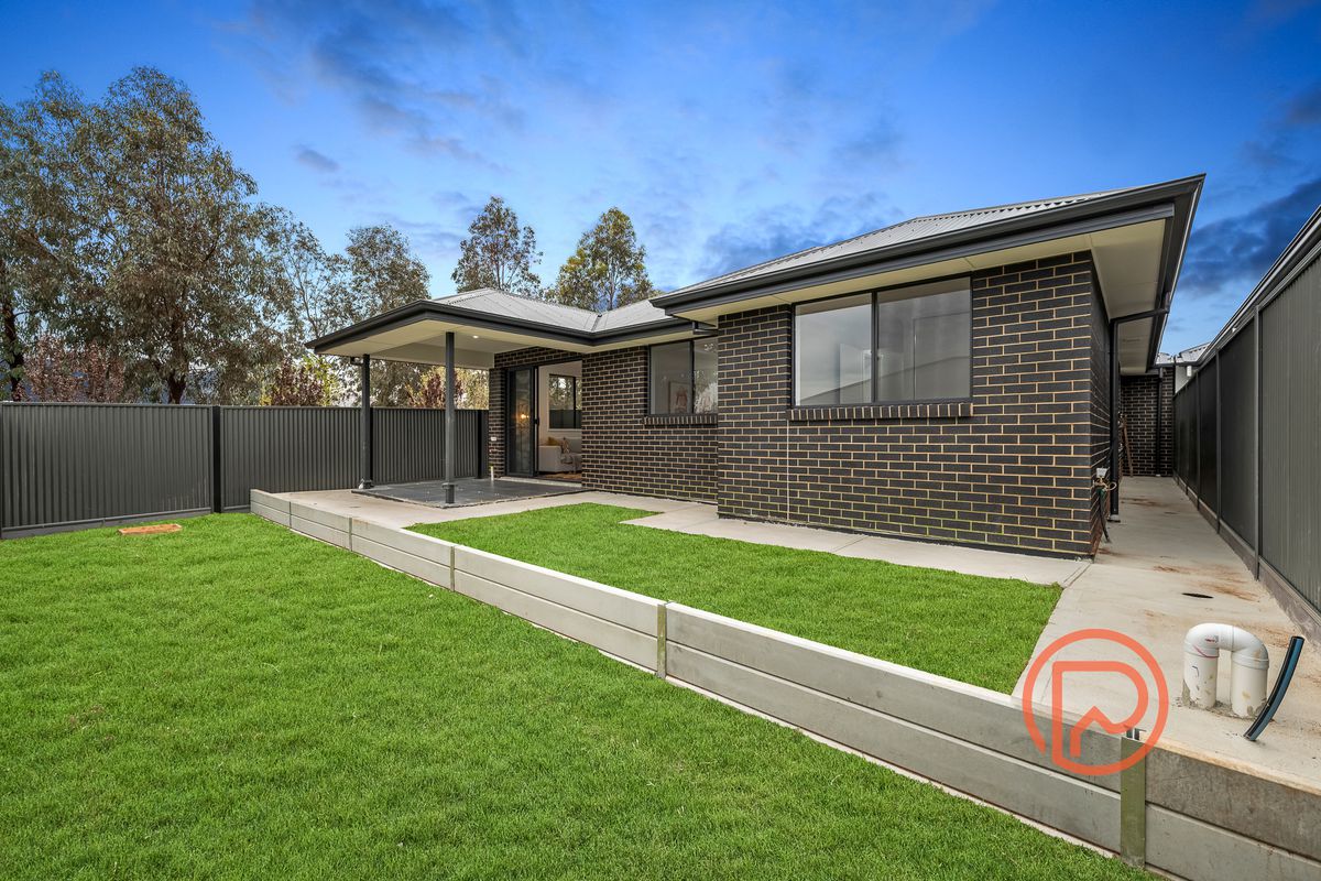 2 Raylene Court, Blakeview