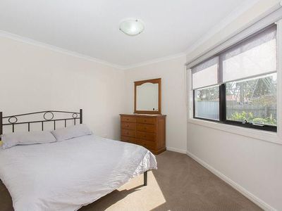 2 / 5 Green Avenue, Mulgrave