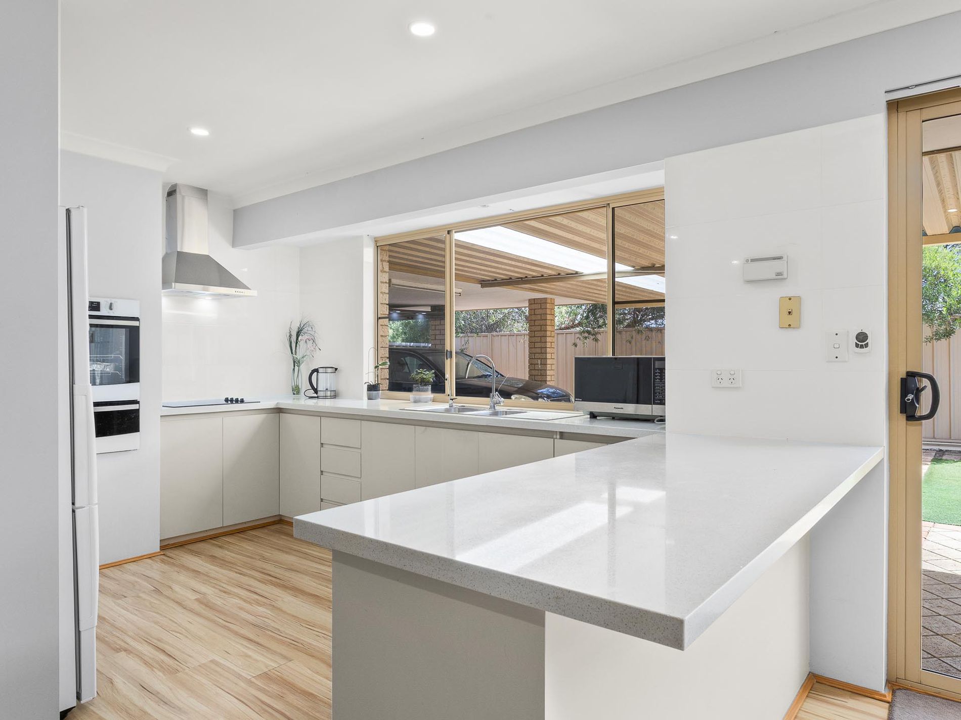 16 Garland Court, Kardinya