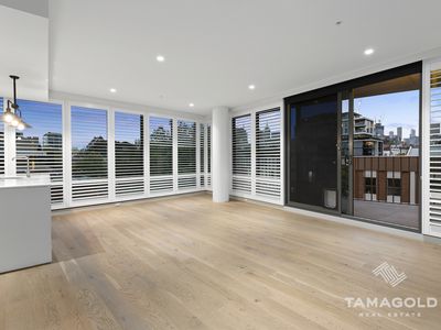 402 / 68 Cambridge Street, Collingwood