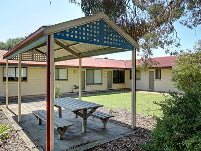 2 / 7 Todd Avenue, Murray Bridge