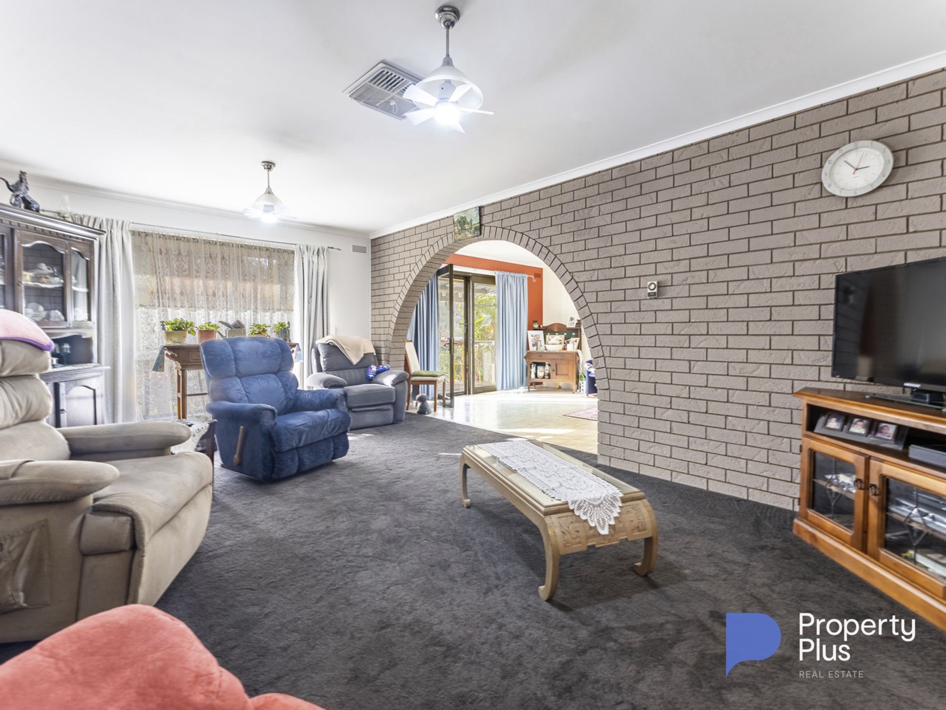 9-11 Clare Avenue, Lockington