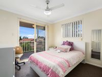 1 / 90  Oakleaf street, Eight Mile Plains