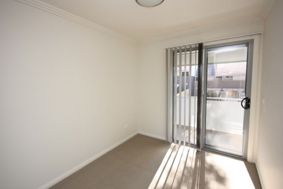 100 Kenyons Road, Merrylands