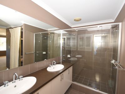 9 Astroloma Drive, Success