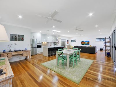 10 PAPERBARK COURT, Woodgate