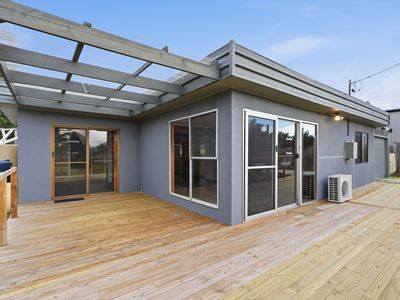 8 Fourth Avenue, Dodges Ferry