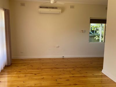 24 Leslie Street, Murray Bridge