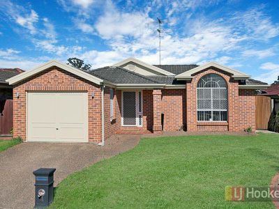 4 Callow Place, Woodcroft