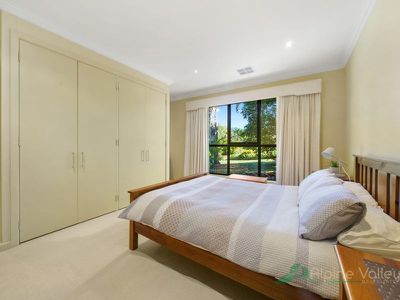 9 Allamar Court, Tawonga South