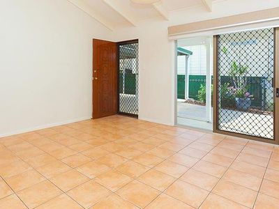 16 Crestview Street, Loganlea