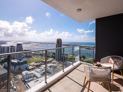 1363 / 56 Scarborough Street, Southport