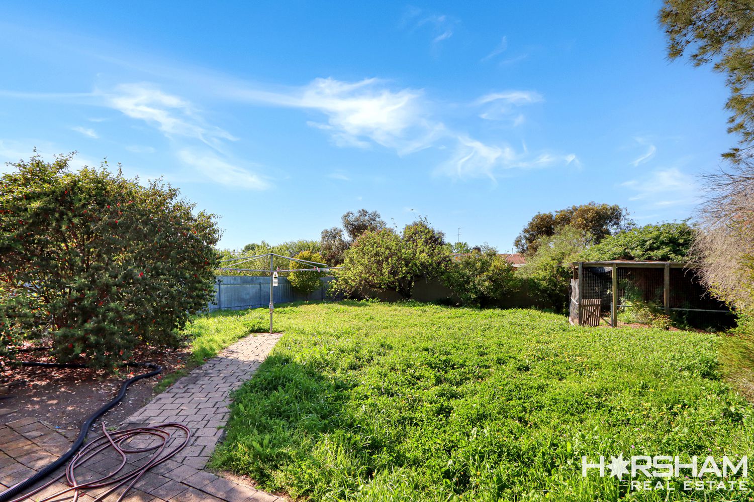 8 Henderson Avenue, Horsham